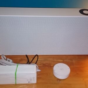 Samsung AKG VL5 Smart Bluetooth Speaker - Works With Alexa